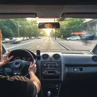 3.300 de lei amendă dacă faci asta cu mașina. Mulți nu-și dau seama și rămân și fără permis - Foto: Freepik.com (rol ilustrativ)
