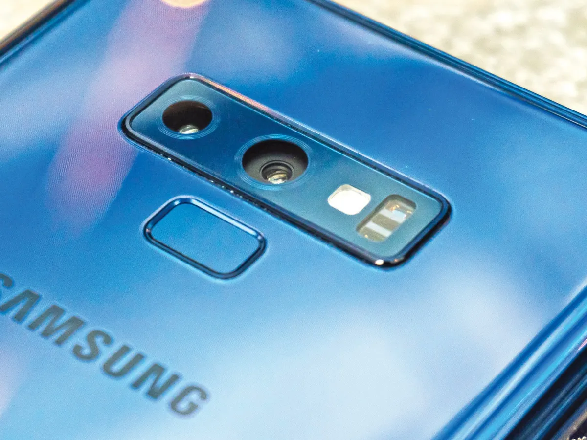 Bateria noului Samsung Galaxy Note 9 are o capacitate de 4.000 mAh ceea ce și asigură o autonomie de cel puțin 24 de ore