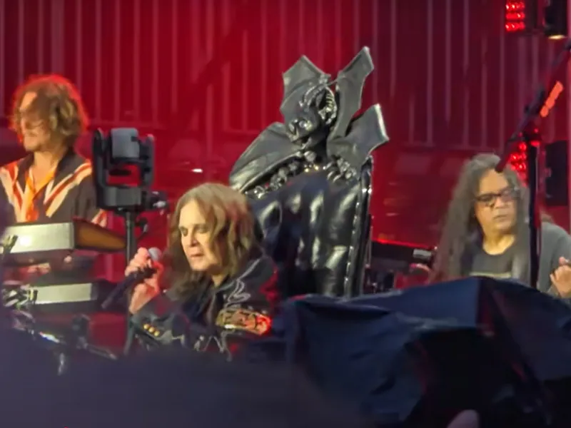 Ultimul concert al lui Ozzy Osbourne alături de Black Sabbath. Are 76 de ani și Parkinson - Foto: captură video