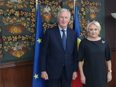 Viorica Dăncilă, cu negociatorul șef al UE, Michel Barnier. Foto gov.ro