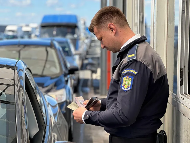 Un infractor german încerca să se ascundă în România. Căutat pentru crimă. Ce avea în bagaje - Foto: Facebook/ Poliția de Frontieră (rol ilustrativ)