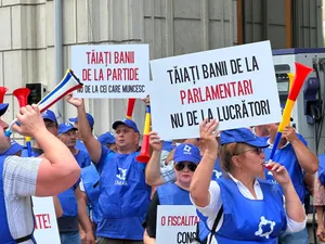 Sindicaliștii de la Apele Române protestează. Nemulțumirea: tăierea sporului de condiţii vătămătoare - Foto: Facebook / Blocul Național Sindical