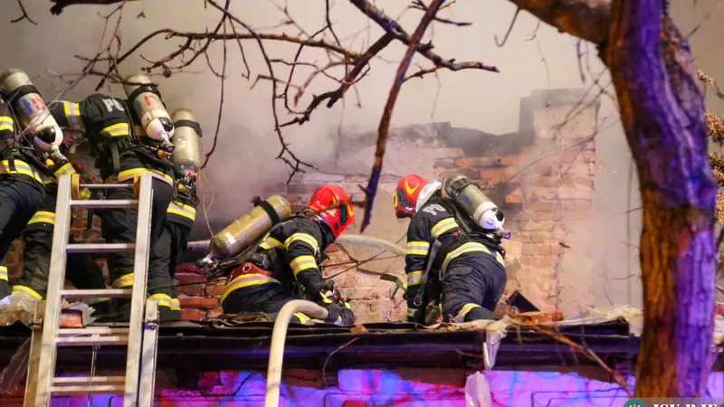 Unele unități turistice de lângă București găsite de pompieri cu nereguli grave Foto: Facebook/ ISU B-IF - rol ilustrativ