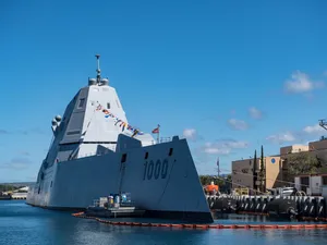 USS Zumwalt, cel  mai avansat distrugător al Marinei Militare a SUA/foto: US Navy