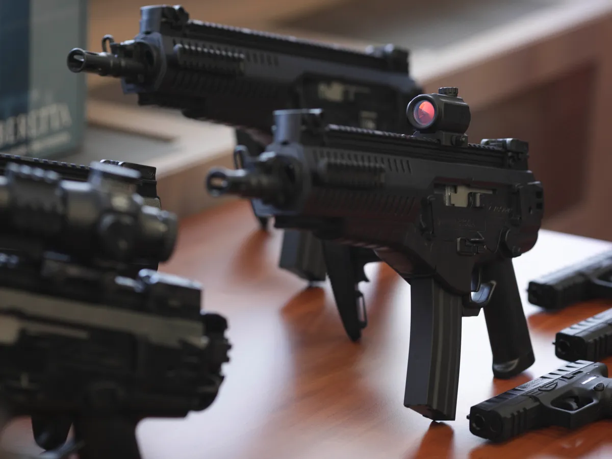 Armament produs în România - FOTO Inquam Photos / Octav Ganea