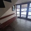 Bancă în scara blocului - Foto: FB / Asociații de Proprietari România