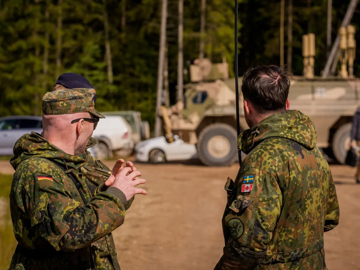 Guvernul Suediei va majora cheltuielile militare cu 2,9 miliarde dolari în bugetul pentru 2026