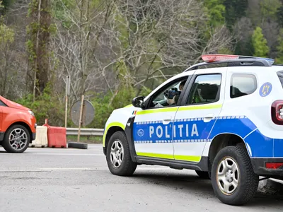 Masina poliție - FOTO Inquam Photos / Alex Nicodim