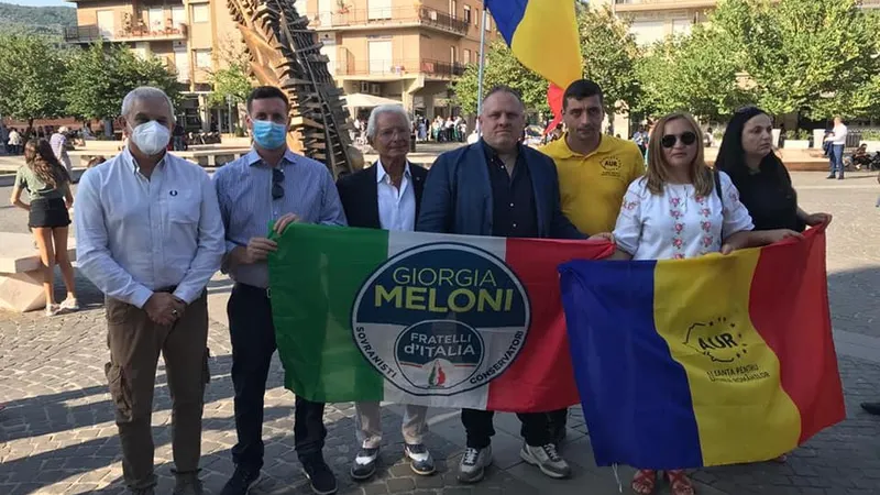 George Simion, mândru că s-a pozat cu admiratorii lui Putin din Italia Foto: Facebook