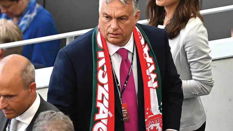 Retorica lui Orbán este motivată de politica internă. Și de ceva mai mult. Și în politică, Orbán joacă mereu la limita ofsaidului - Foto: Profimedia Images