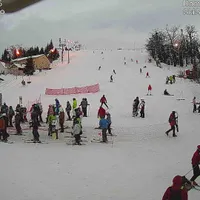 Haos la pârtiile din Straja. Sute de oameni au fost amendaţi/foto: webcam straja