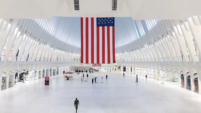 Oculus, un hub de transport care deservește noul World Trade Center