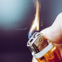 Ce a pățit un bărbat după ce a încercat să verifice o butelie cu bricheta. Au intervenit pompierii - Foto: ISTOCK / imagine rol ilustrativ