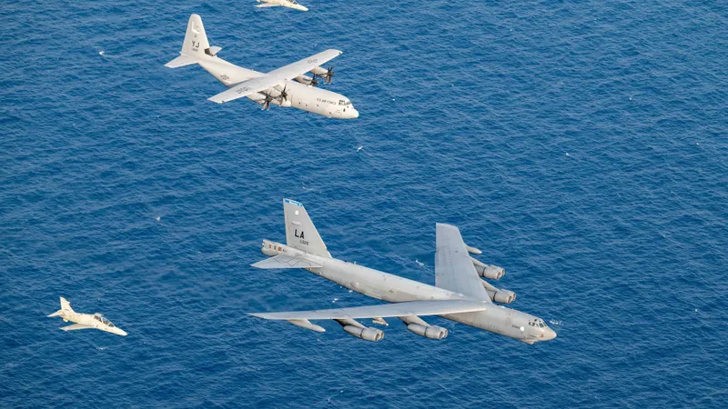 Ce pot face Iranului bombardierele nucleare ale SUA B-52 sosite în zonă - Foto: Profimedia Images (imagine cu caracter ilustrativ)