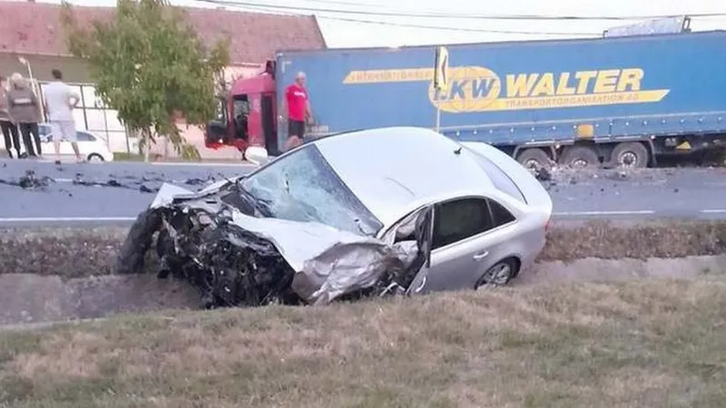 Accidentul mortal în care Daniel Iuga, șoferul unui Audi, a pătruns pe contrasens și a lovit frontal un TIR care rula regulamentar a avut loc marți, 12 iulie. / Foto: antena3.ro