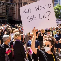 Poliția din Australia a sugerat că o aplicație care să înregistreze consimțământul sexual ar putea fi folosită pentru a combaterea cazurilor de viol/FOTO: Getty