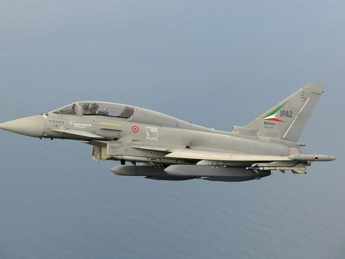 Rachete Storm Shadow pe avion de luptă - Foto: Profimedia Images