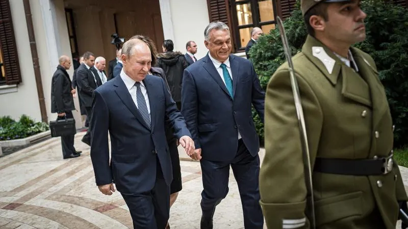 Vladimir Putin și Viktor Orban, doi autocrați care se înțeleg de minune/ FOTO: Facebook