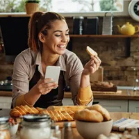 Trei români au inventat pâinea cu gust de carne Foto: Freepik.com - rol ilustrativ