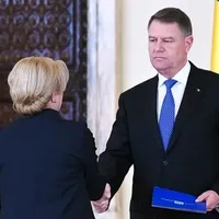Dăncilă merge cu cocul în mână la Iohannis/FOTO: g4media.ro