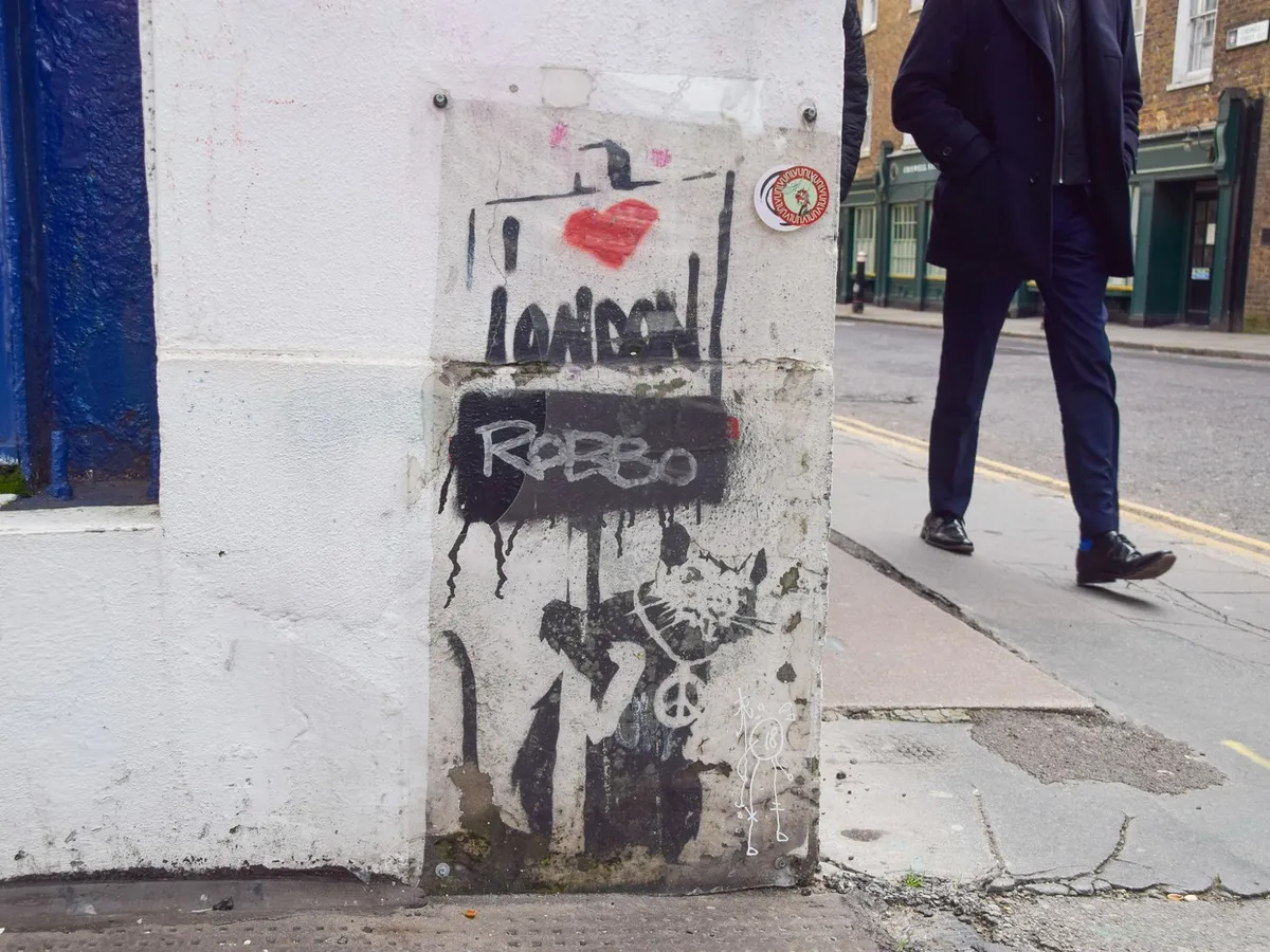 Identitatea lui Banksy, unul dintre cei mai misterioşi artişti contemporani, descoperită de Reuters