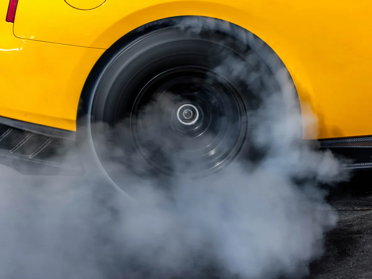 Mașină modificată - Foto: Freepik (imagine cu rol ilustrativ)