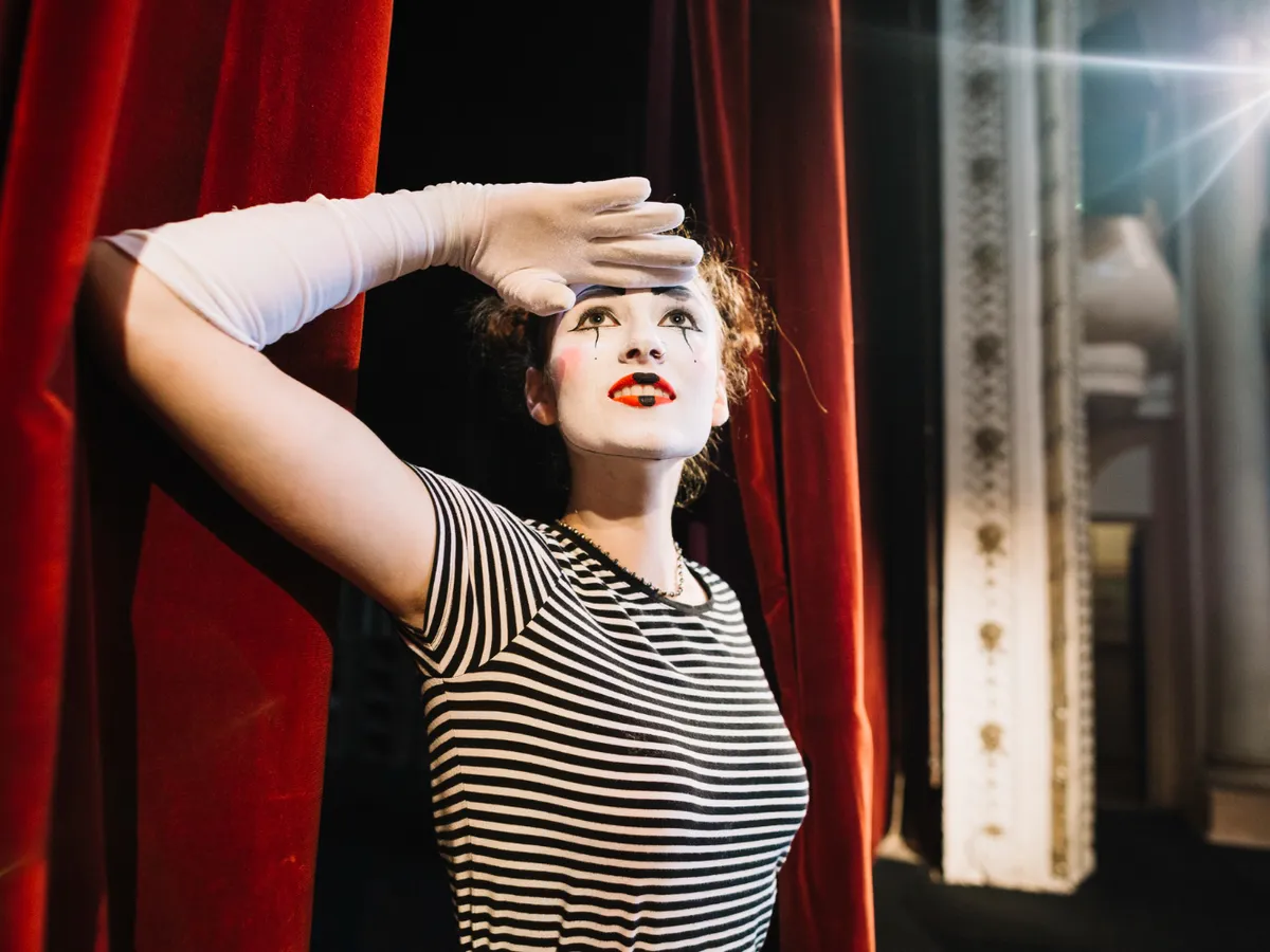 Senatul UNITER critică proiectul de normare a muncii artiştilor: „Nostalgie a anilor ’80” - Foto: Freepik (Imagine cu rol ilustrativ)