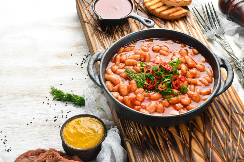 Fasole cu ciolan afumat - Foto: Freepik (Imagine cu rol ilustrativ)