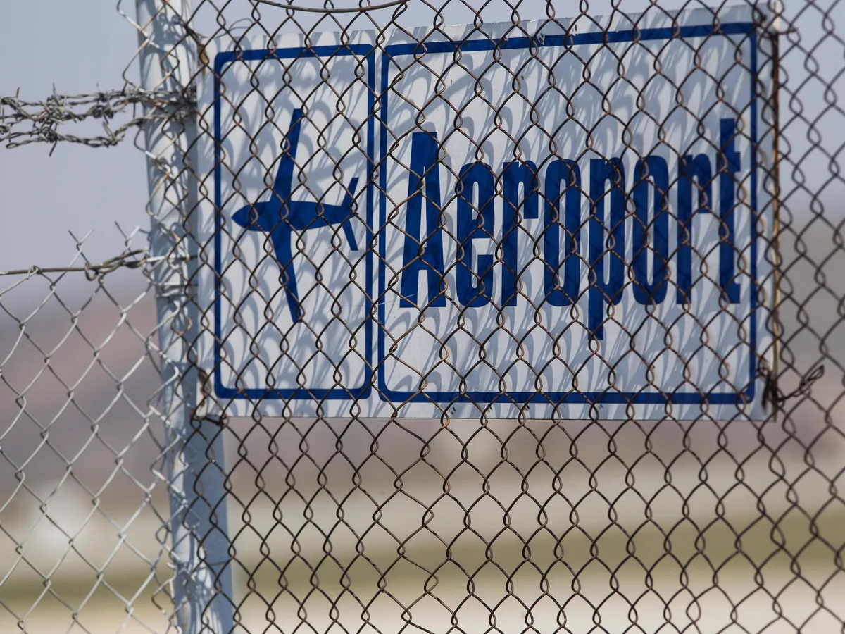 Angajat al ROMATSA a consumat substanţe interzise. La Aeroportul Cluj se ocupa cu comunicaţii și navigaţie