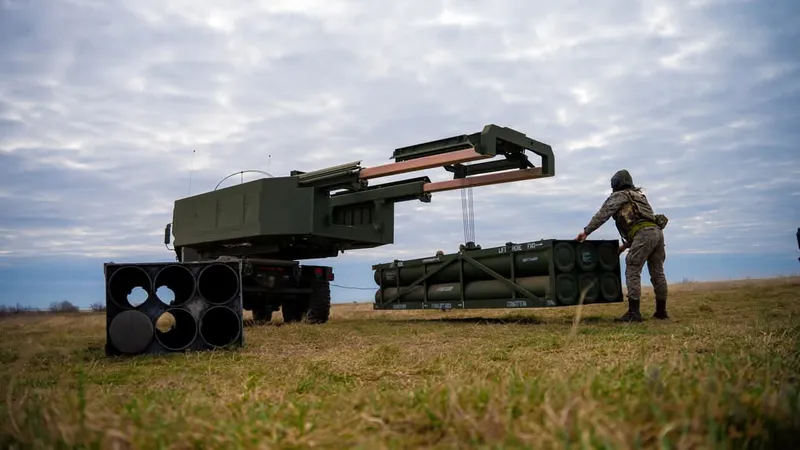 VIDEO O dronă ucraineană a ghidat sistemul HIMARS să lanseze rachete din România. Au rază de 300 km - Foto: MApN (Imagine cu rol ilustrativ)