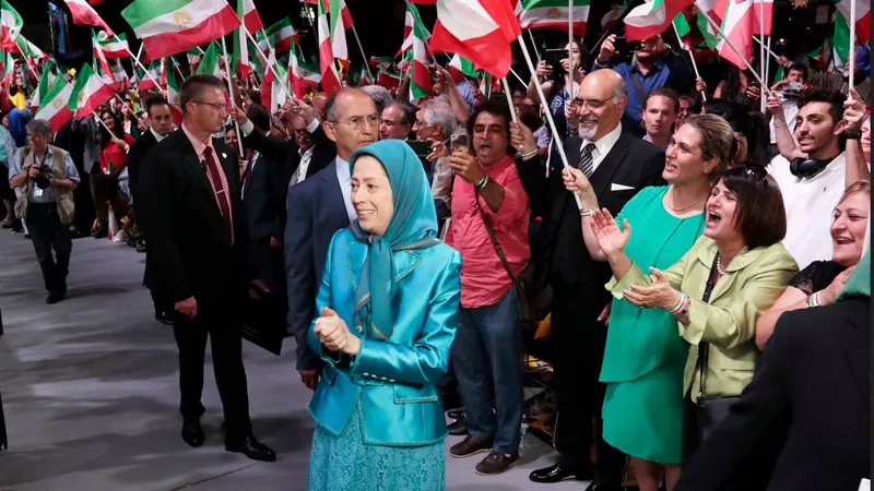 Maryam Rajavi la adunarea "Free Iran" 2018/foto: NCRI