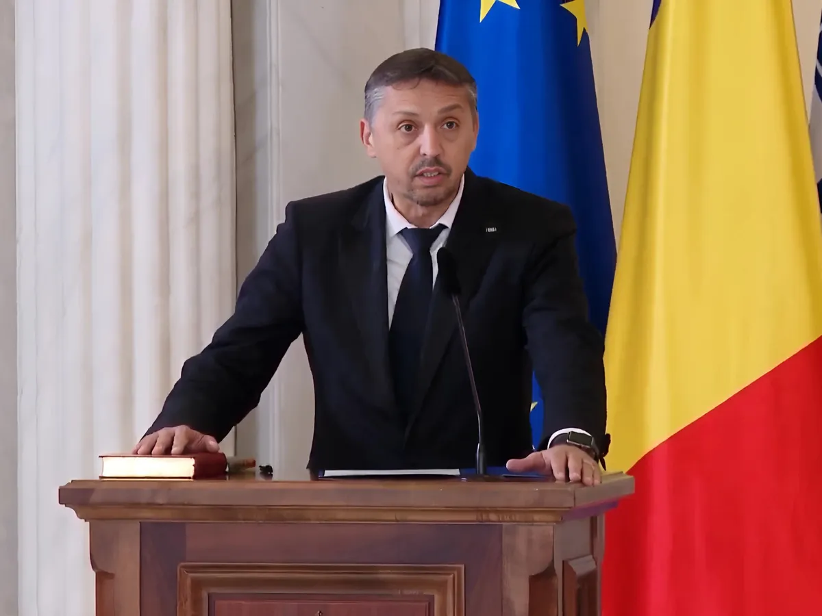 Foto: Ministrul Educației anunță că nu vor fi bani de salarii și burse Sursa: GOV