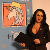 „Vă spun sincer votul meu a mers către USR”, a scris Antonella pe social media/FOTO: Facebook