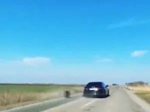 VIDOE Momentul în care mașina președintelui Serbiei își pierde o roată. Gonea cu 200km/oră - Foto: Youtube