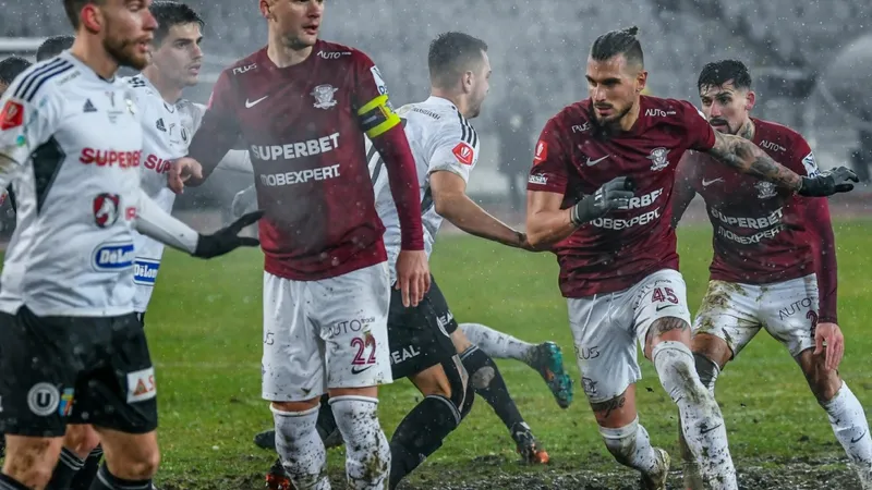 Rapid București, înfangere cu scandal în fața U. Cluj (2-1). Șumudică: O să ajungeți să fiți huliți - Foto: Facebook/Rapid București