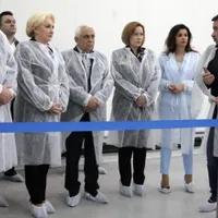 Au prăpădit banii doar ca să mai taie o panglică Foto: gov.ro