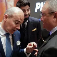 Rareș Bogdan cu Nicolae Ciucă - Foto: Arhivă