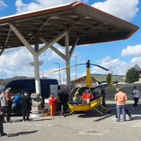 VIDEO Un pilot şi-a împins elicopterul până la pompa din benzinărie - Foto: captură video TikTok/bigi.bas