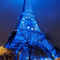 Turnul Eiffel, luminat în culorile UE. FOTO: facebook
