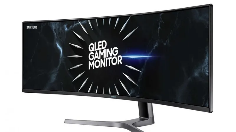 Ministerul Cercetării , Inovării şi Digitalizării (MCIS) s-a dotat cu super monitoare curbate pentru jocuri Samsung Odyssey 49 - Foto: Samsung