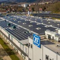 Un colos auto german ia în calcul închiderea a 30% din fabrici. Are 5.000 de angajați și în România - Foto: zf.com - Imagine cu rol ilustrativ