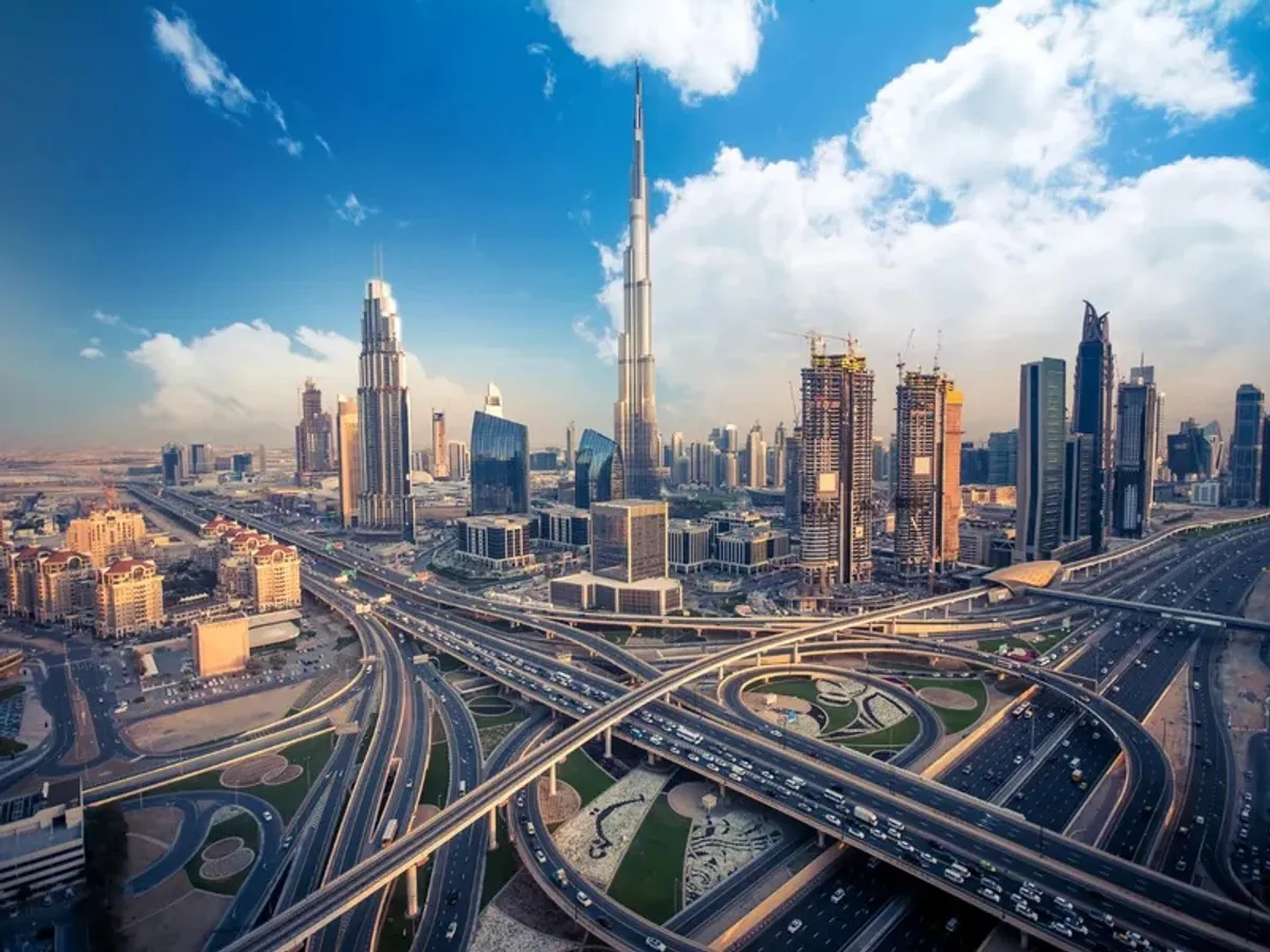 Vrei să descoperi Dubaiul cu până la 700 € de la stat? Iată ce trebuie să faci. Ai timp până în octombrie