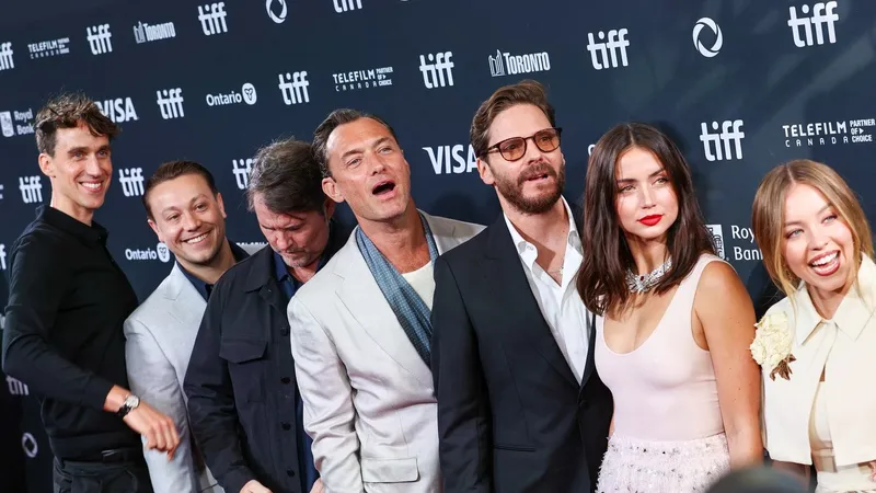 Actorul de elită care-l va juca pe Putin într-un viitor film. Vedeți asemănarea dintre ei?: FOTO - Profimedia(imagine cu rol ilustrativ)