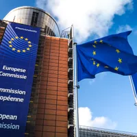 Comisia Europeană a trimis un aviz motivat României din cauza transpunerii incorecte a celei de a 5-a Directive privind combaterea spălării banilor. / Foto: energyintel.com