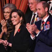 Prințesa Catherine, alături de familia regală britanică la o ceremonie de Ziua Comemorării - Foto: Profimedia Images