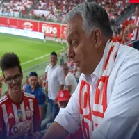 Viktor Orban, aclamat de oameni pe stadionul Miercurea Ciuc, construit de guvernul maghiar / captura FB