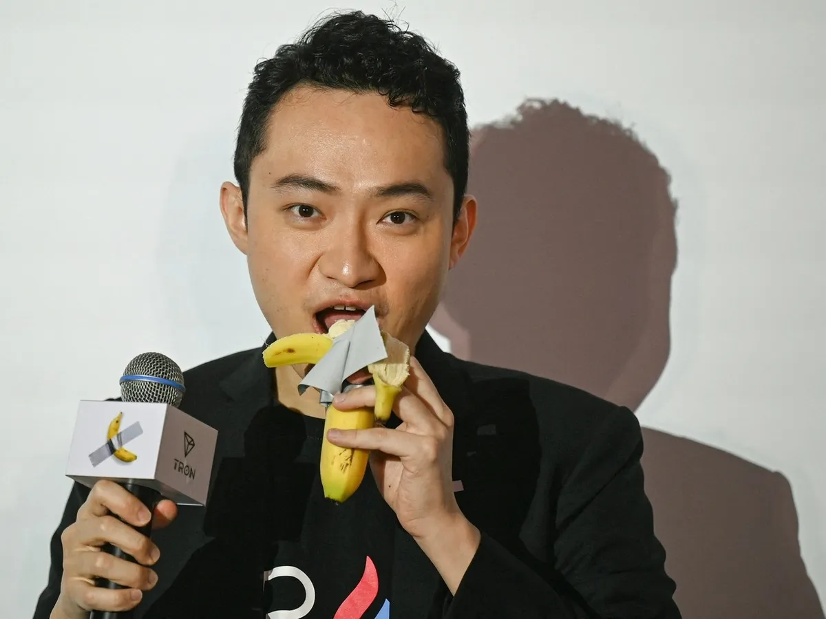 Banana de 6 milioane € mâncată în fața presei, de către cumpărător: cea mai scumpă masă din lume: FOTO - Profimedia(imagine cu rol ilustrativ)