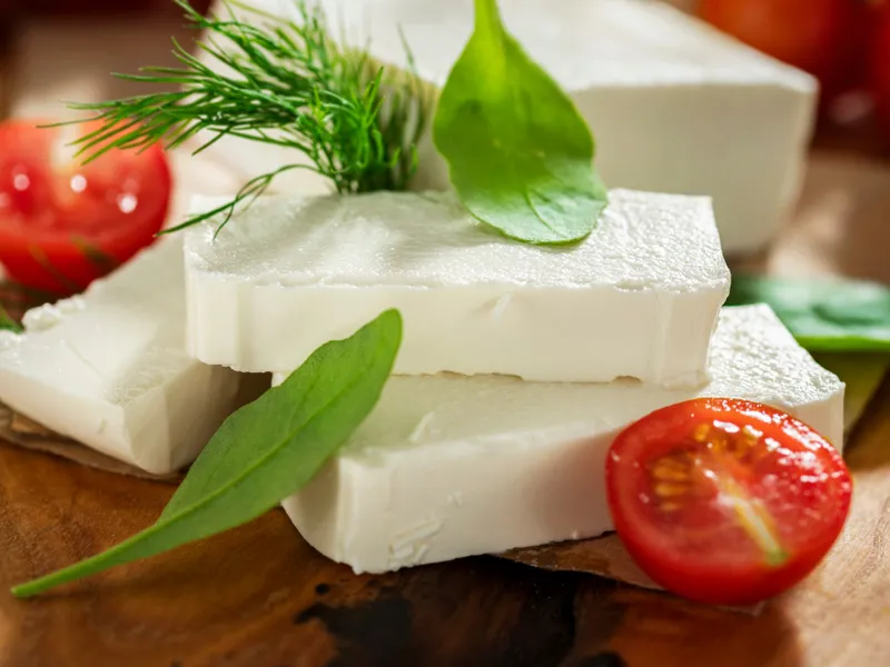 Alimentul pe care să-l consumi noaptea ca să dormi bine. Slab în calorii, ajută la slăbit - Foto: Freepik (imagine cu rol ilustrativ)