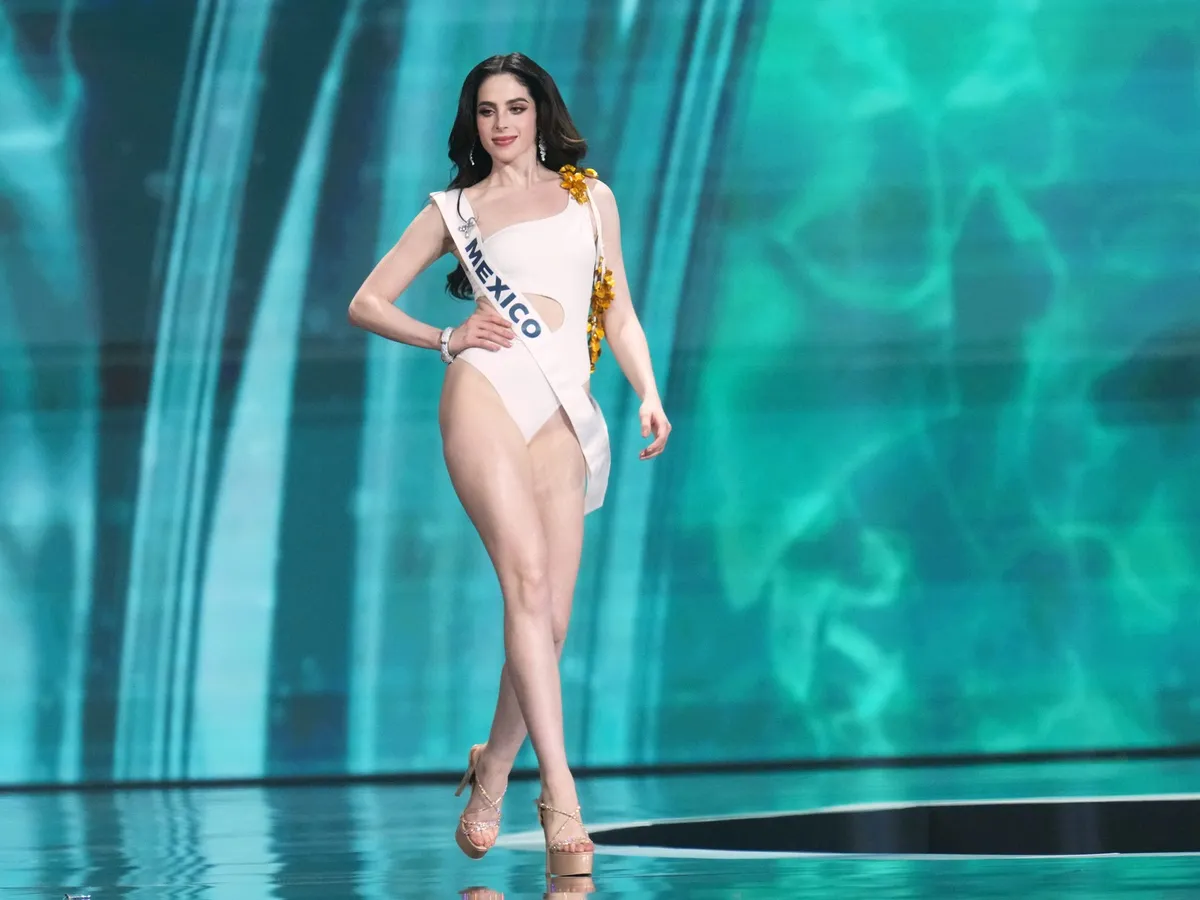 FOTO&amp;VIDEO Cine este noua Miss Universe? Cu ce a „vrăjit” publicul și juriul