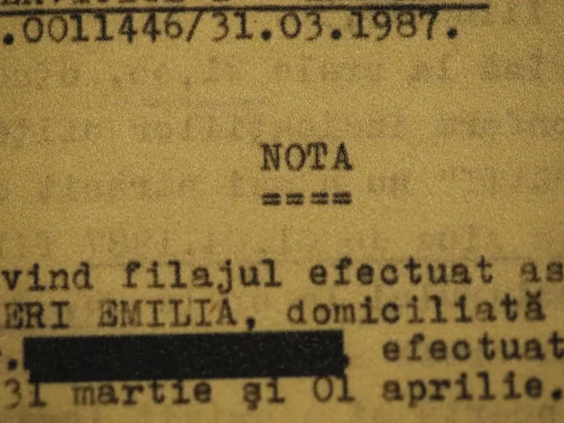 Filă facsimil de la un dosar întocmit de Securitate - Foto: INQUAM PHOTOS/George Călin